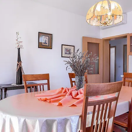 Casa Vesna
