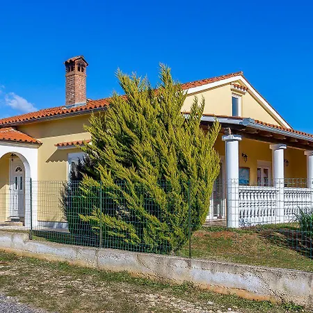 Casa Vesna